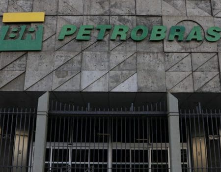 Preço é uma decisão da empresa, não do governo, diz Sachsida sobre Petrobras