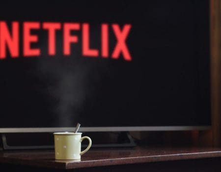 Netflix vai cobrar taxa do ponto extra de acordo com endereço físico; entenda