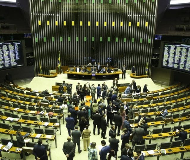 Reforma tributária pode ser aprovada em junho na Câmara dos Deputados