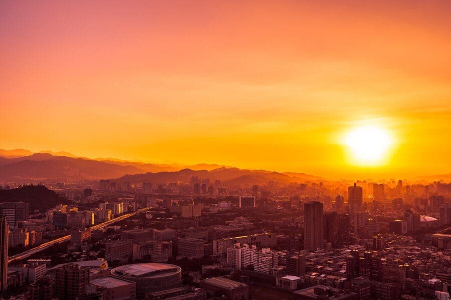 Por que as cidades precisam se preparar para o clima cada vez mais quente?