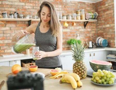 Por que você deve evitar as dietas detox que prometem milagres