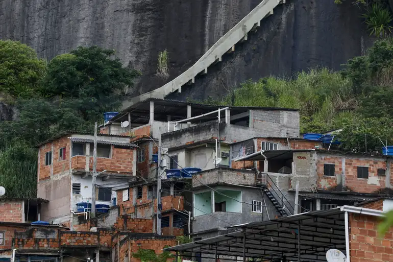 Comunicação comunitária ajuda a melhorar a saúde em favelas, aponta pesquisa da Fiocruz